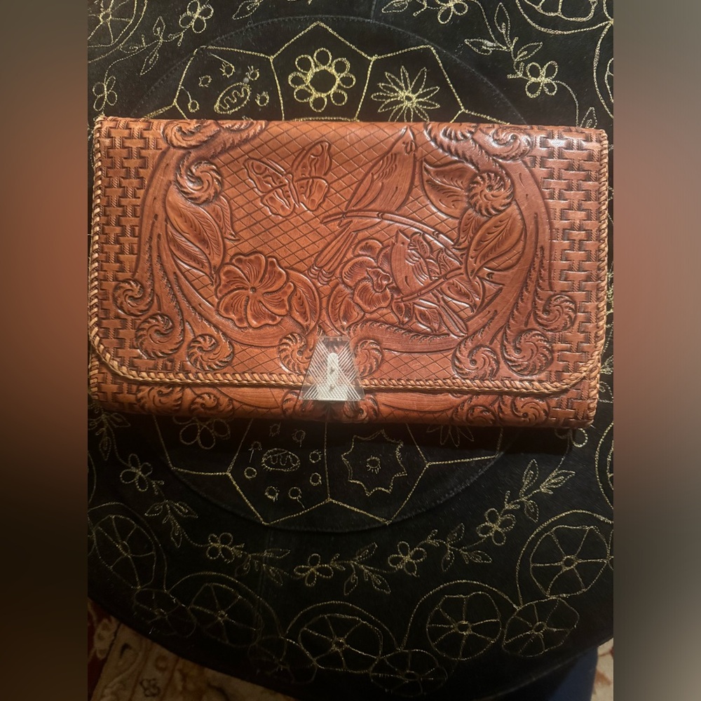 Vintage Hand Tooled Leather Clutch Plexiglass Clasp Butterfly Cardinal Floral